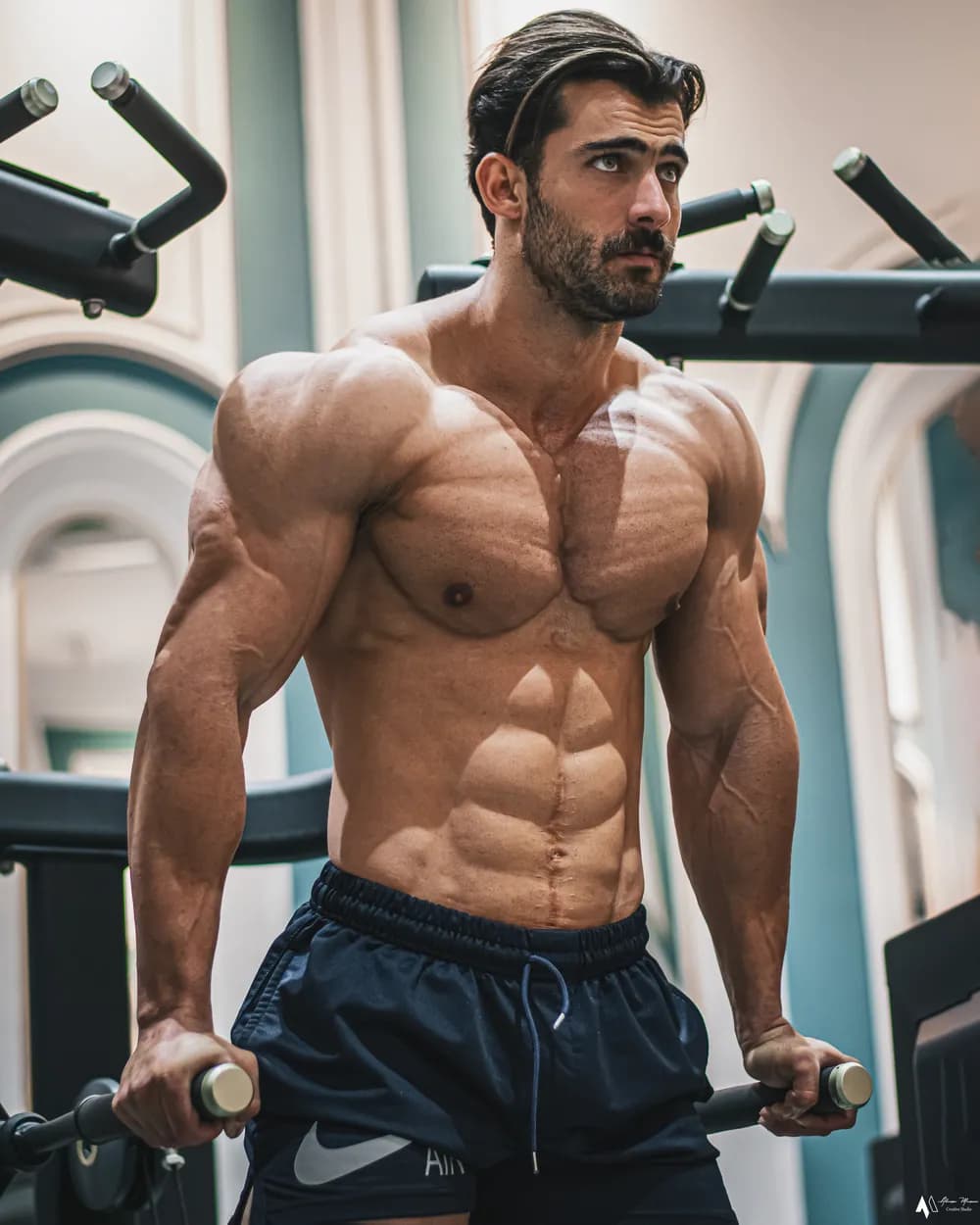 وحید وحدت در باشگاه
